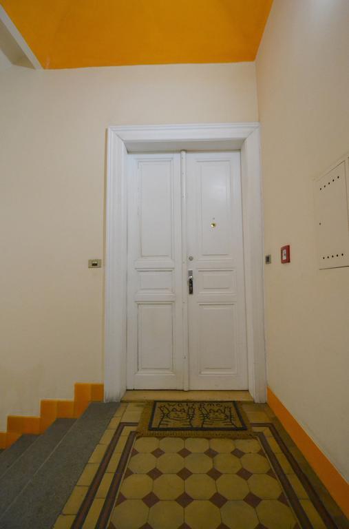 شقة براغ  في Cozy Flat By The Astronomical Clock المظهر الخارجي الصورة